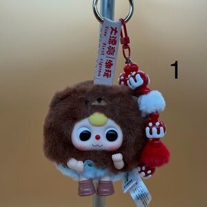 Cute  Plush pendant and beaded keychain set